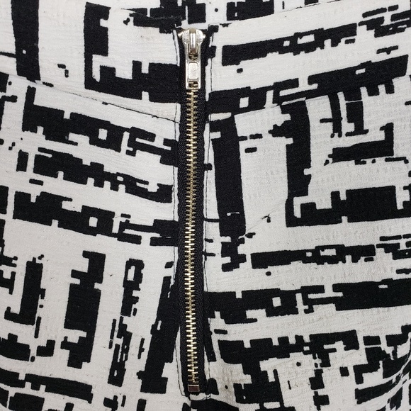 FOREVER 21 print mini shorts - Picture 5 of 8